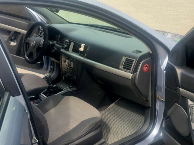 Сірий Опель Вектра, об'ємом двигуна 1.9 л та пробігом 202 тис. км за 4200 $, фото 11 на Automoto.ua