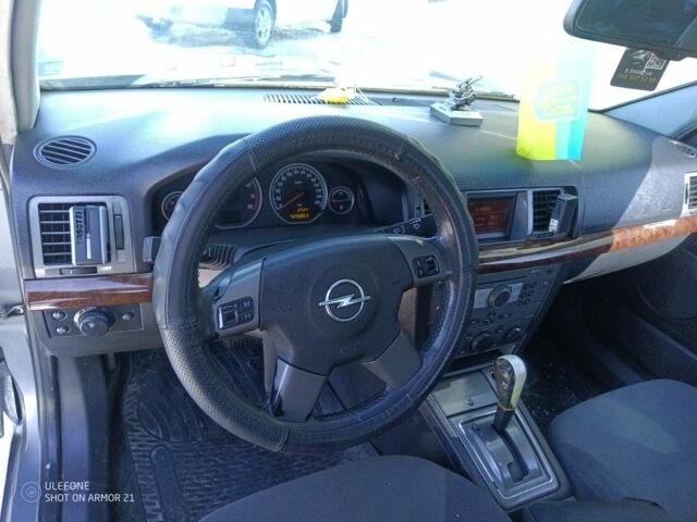 Сірий Опель Вектра, об'ємом двигуна 2 л та пробігом 400 тис. км за 3000 $, фото 9 на Automoto.ua