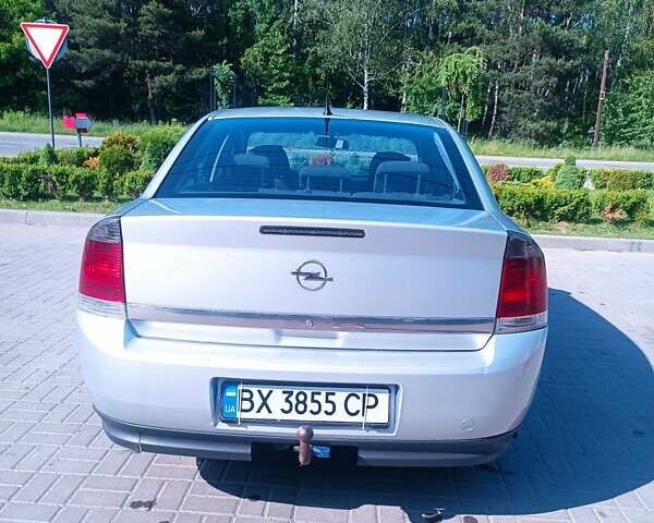Сірий Опель Вектра, об'ємом двигуна 1.6 л та пробігом 280 тис. км за 3600 $, фото 4 на Automoto.ua