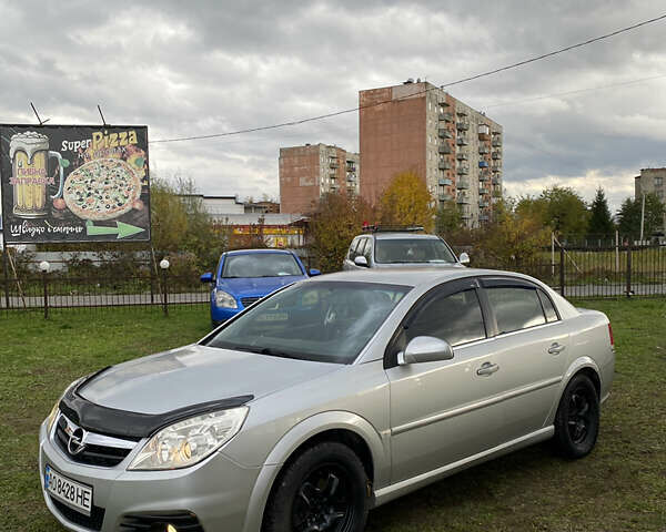 Опель Вектра 2005 у Тячеве на Automoto.ua Сірий Опель Вектра, об'ємом двигуна 1.9 л та пробігом 280 тис. км за 3699 $, фото 4 на Automoto.ua