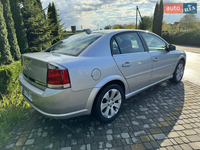 Сірий Опель Вектра, об'ємом двигуна 2.2 л та пробігом 182 тис. км за 4999 $, фото 19 на Automoto.ua