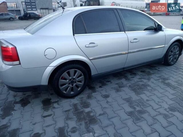 Серый Опель Вектра, объемом двигателя 2.2 л и пробегом 320 тыс. км за 4550 $, фото 16 на Automoto.ua