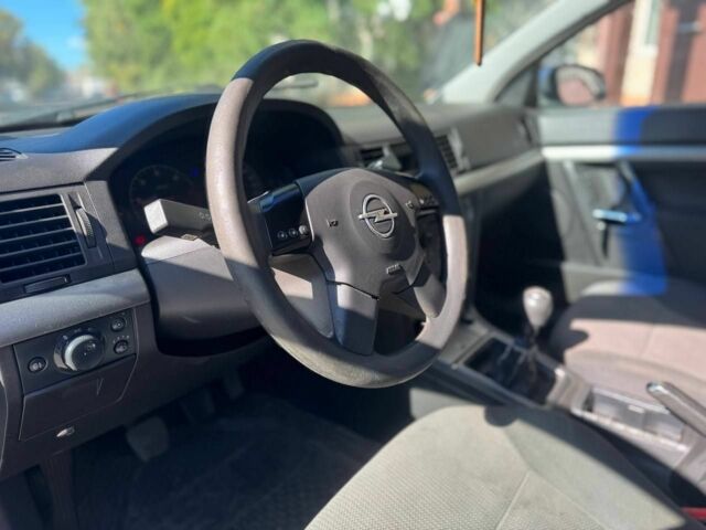 Сірий Опель Вектра, об'ємом двигуна 0 л та пробігом 200 тис. км за 1700 $, фото 9 на Automoto.ua