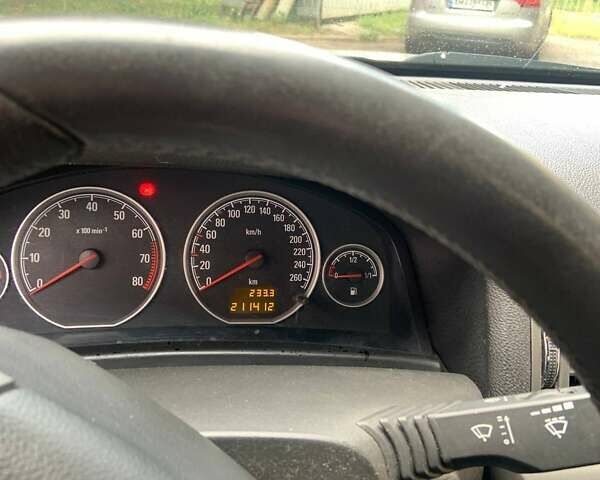 Сірий Опель Вектра, об'ємом двигуна 2.2 л та пробігом 211 тис. км за 4800 $, фото 2 на Automoto.ua