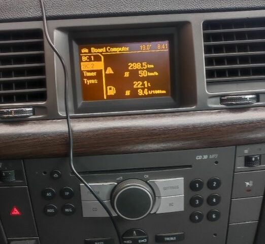 Серый Опель Вектра, объемом двигателя 2.2 л и пробегом 272 тыс. км за 5500 $, фото 9 на Automoto.ua