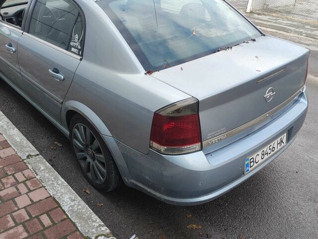 Серый Опель Вектра, объемом двигателя 1.8 л и пробегом 380 тыс. км за 5500 $, фото 1 на Automoto.ua