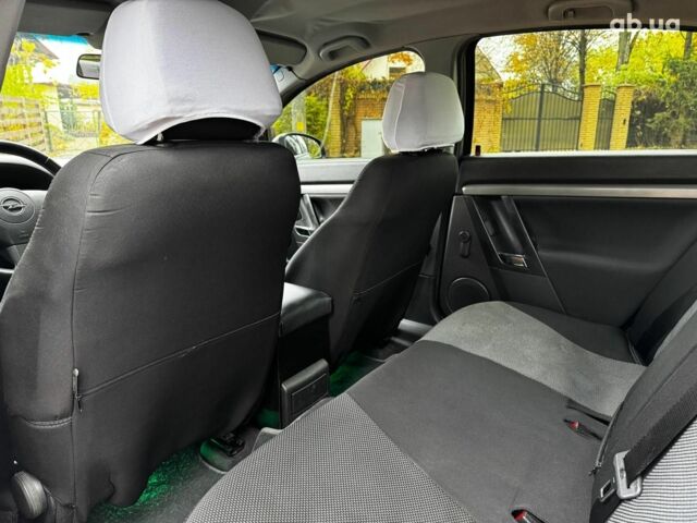 Серый Опель Вектра, объемом двигателя 1.8 л и пробегом 294 тыс. км за 5690 $, фото 24 на Automoto.ua