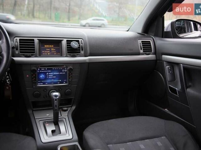 Сірий Опель Вектра, об'ємом двигуна 2.2 л та пробігом 174 тис. км за 5900 $, фото 12 на Automoto.ua