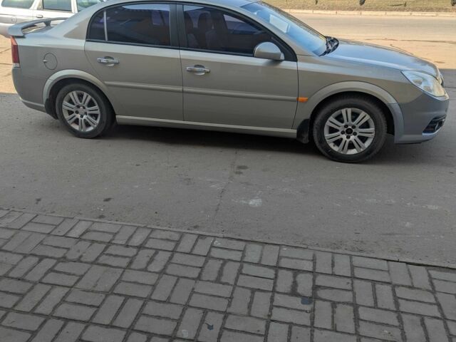 Серый Опель Вектра, объемом двигателя 2.2 л и пробегом 270 тыс. км за 3999 $, фото 4 на Automoto.ua