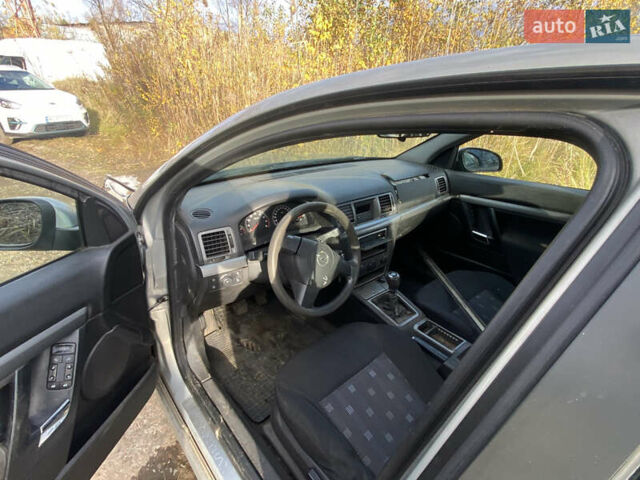 Сірий Опель Вектра, об'ємом двигуна 1.8 л та пробігом 240 тис. км за 2400 $, фото 2 на Automoto.ua