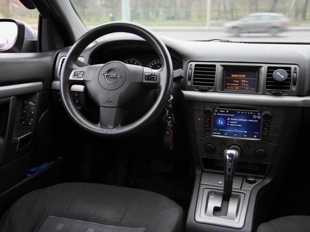 Серый Опель Вектра, объемом двигателя 2.2 л и пробегом 174 тыс. км за 5900 $, фото 10 на Automoto.ua