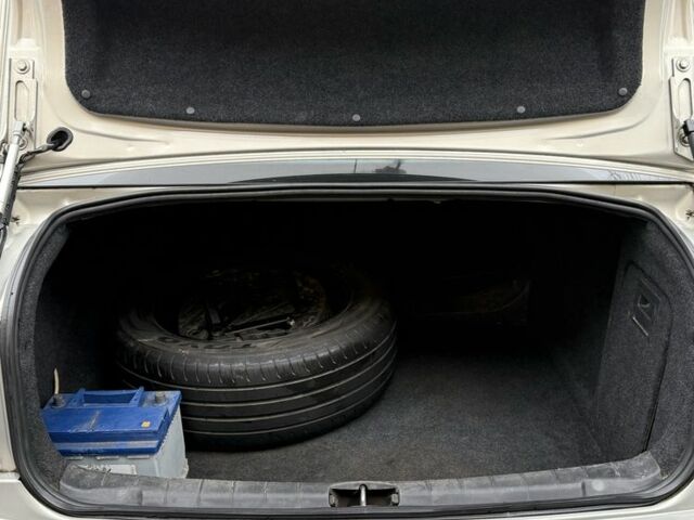 Серый Опель Вектра, объемом двигателя 2.2 л и пробегом 230 тыс. км за 4200 $, фото 4 на Automoto.ua