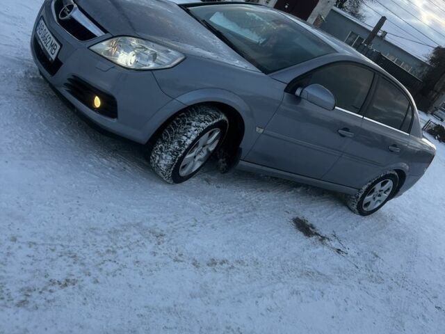 Серый Опель Вектра, объемом двигателя 2.2 л и пробегом 260 тыс. км за 4500 $, фото 3 на Automoto.ua