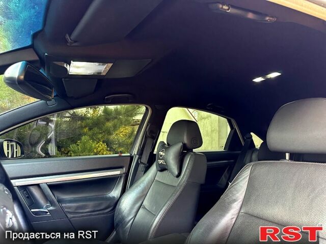 Серый Опель Вектра, объемом двигателя 2.8 л и пробегом 185 тыс. км за 7200 $, фото 12 на Automoto.ua