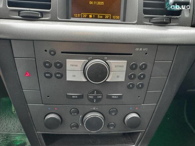 Серый Опель Вектра, объемом двигателя 1.8 л и пробегом 294 тыс. км за 5690 $, фото 20 на Automoto.ua