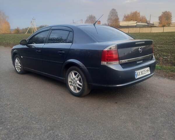 Серый Опель Вектра, объемом двигателя 1.8 л и пробегом 300 тыс. км за 4500 $, фото 4 на Automoto.ua