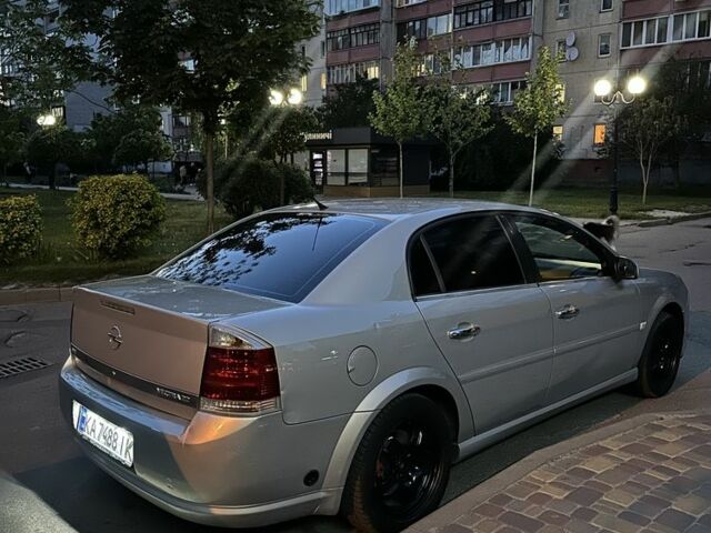 Серый Опель Вектра, объемом двигателя 2.2 л и пробегом 260 тыс. км за 3800 $, фото 20 на Automoto.ua