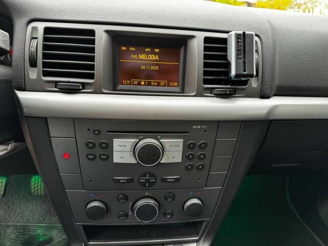 Серый Опель Вектра, объемом двигателя 1.8 л и пробегом 294 тыс. км за 5690 $, фото 18 на Automoto.ua