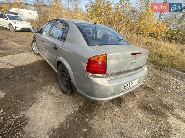 Сірий Опель Вектра, об'ємом двигуна 1.8 л та пробігом 240 тис. км за 2400 $, фото 5 на Automoto.ua