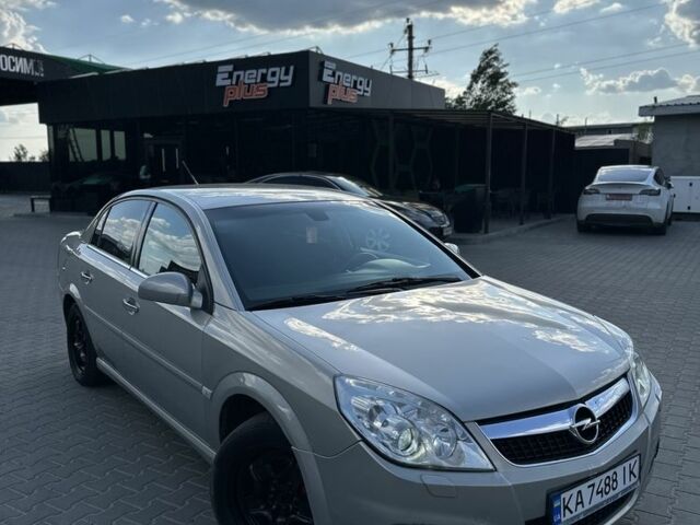 Серый Опель Вектра, объемом двигателя 2.2 л и пробегом 260 тыс. км за 3800 $, фото 3 на Automoto.ua