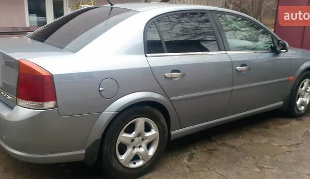 Серый Опель Вектра, объемом двигателя 2.2 л и пробегом 147 тыс. км за 5500 $, фото 1 на Automoto.ua
