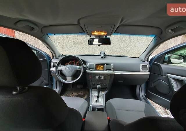 Сірий Опель Вектра, об'ємом двигуна 2.2 л та пробігом 299 тис. км за 6000 $, фото 9 на Automoto.ua