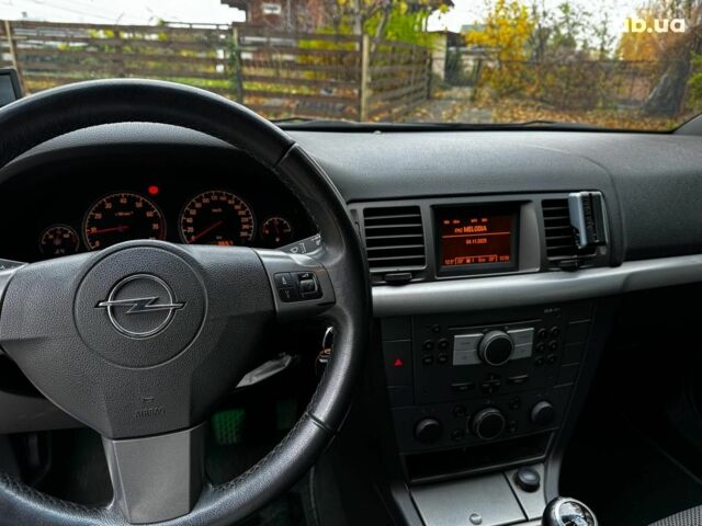 Серый Опель Вектра, объемом двигателя 1.8 л и пробегом 294 тыс. км за 5690 $, фото 21 на Automoto.ua