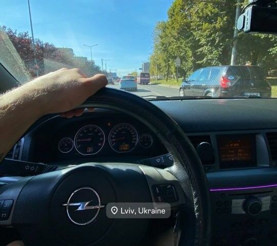 Сірий Опель Вектра, об'ємом двигуна 2.2 л та пробігом 240 тис. км за 4300 $, фото 9 на Automoto.ua