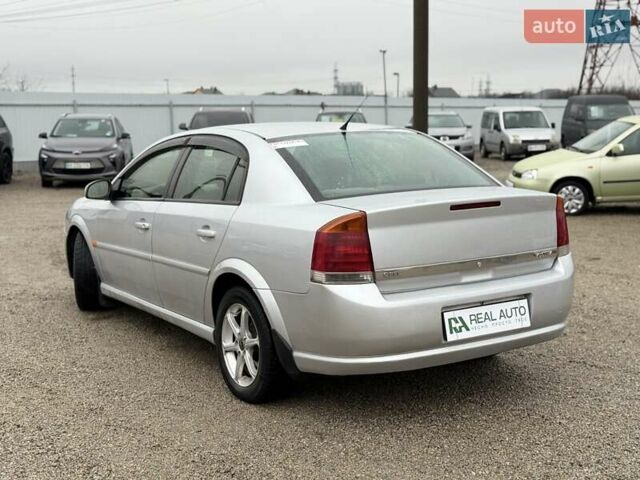 Сірий Опель Вектра, об'ємом двигуна 1.6 л та пробігом 300 тис. км за 4500 $, фото 1 на Automoto.ua