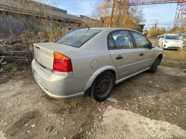 Сірий Опель Вектра, об'ємом двигуна 1.8 л та пробігом 240 тис. км за 2400 $, фото 4 на Automoto.ua