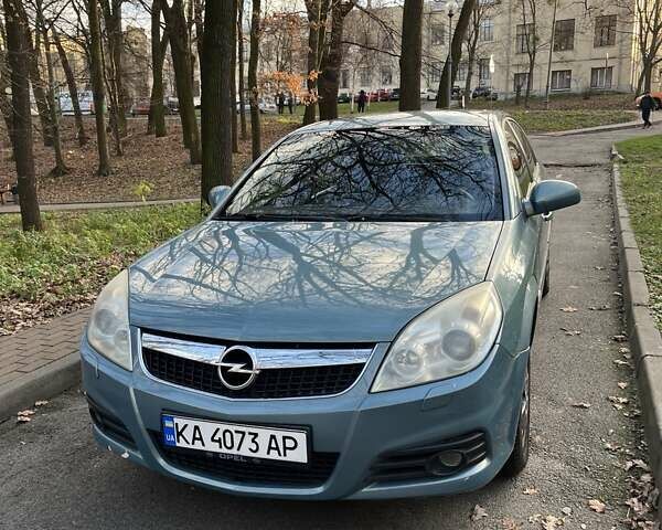 Сірий Опель Вектра, об'ємом двигуна 2.2 л та пробігом 299 тис. км за 6000 $, фото 1 на Automoto.ua