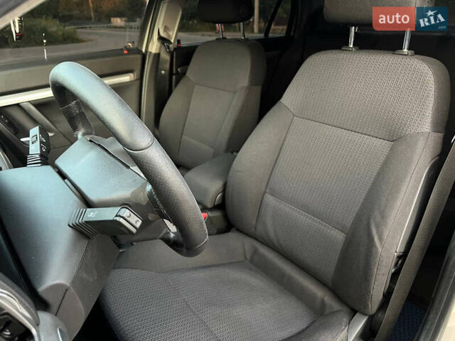 Серый Опель Вектра, объемом двигателя 2.2 л и пробегом 330 тыс. км за 4300 $, фото 3 на Automoto.ua