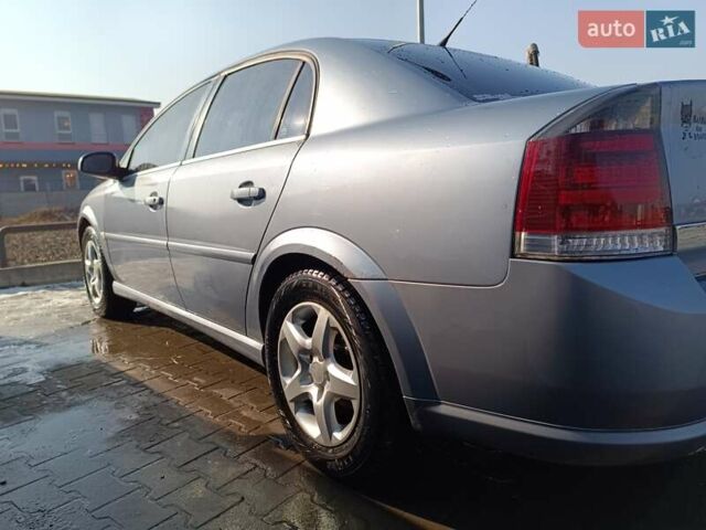 Серый Опель Вектра, объемом двигателя 2.2 л и пробегом 168 тыс. км за 5200 $, фото 7 на Automoto.ua