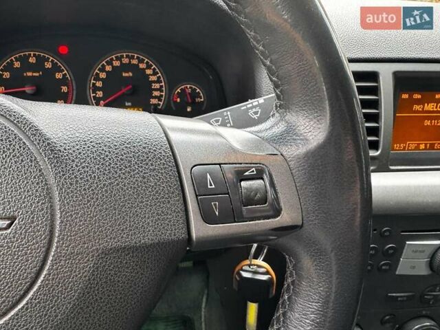 Серый Опель Вектра, объемом двигателя 1.8 л и пробегом 294 тыс. км за 5690 $, фото 17 на Automoto.ua