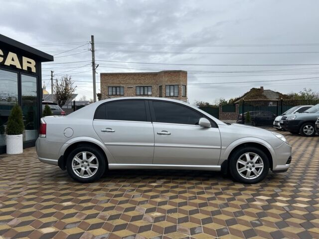 Сірий Опель Вектра, об'ємом двигуна 2.2 л та пробігом 112 тис. км за 6750 $, фото 2 на Automoto.ua