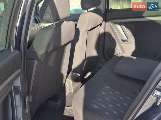 Серый Опель Вектра, объемом двигателя 1.8 л и пробегом 116 тыс. км за 5500 $, фото 12 на Automoto.ua