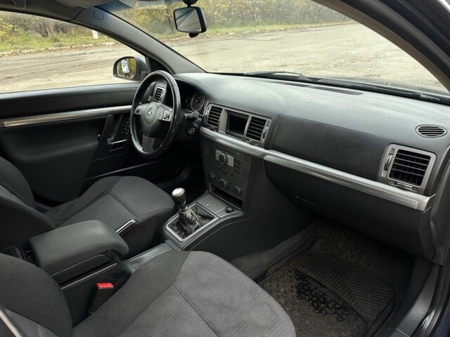 Опель Вектра 2006 в Киеве на Automoto.ua Серый Опель Вектра, объемом двигателя 0 л и пробегом 300 тыс. км за 2250 $, фото 14 на Automoto.ua