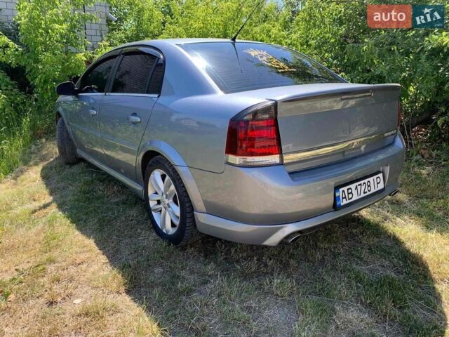 Серый Опель Вектра, объемом двигателя 2.2 л и пробегом 260 тыс. км за 5200 $, фото 4 на Automoto.ua