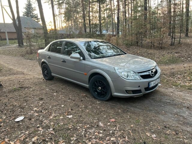Серый Опель Вектра, объемом двигателя 2.2 л и пробегом 226 тыс. км за 5300 $, фото 1 на Automoto.ua