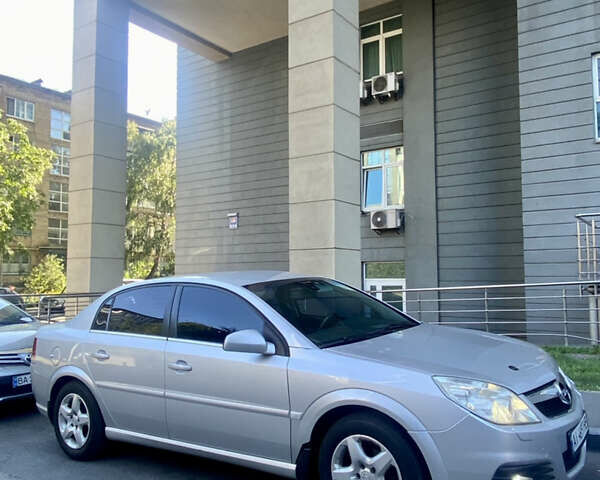 Сірий Опель Вектра, об'ємом двигуна 2.2 л та пробігом 230 тис. км за 5450 $, фото 4 на Automoto.ua