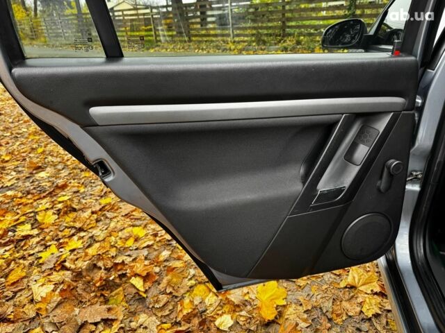 Серый Опель Вектра, объемом двигателя 1.8 л и пробегом 294 тыс. км за 5690 $, фото 23 на Automoto.ua