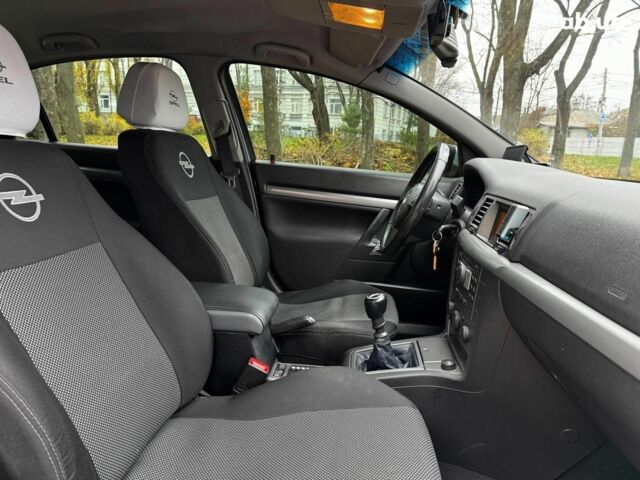 Серый Опель Вектра, объемом двигателя 1.8 л и пробегом 294 тыс. км за 5690 $, фото 31 на Automoto.ua