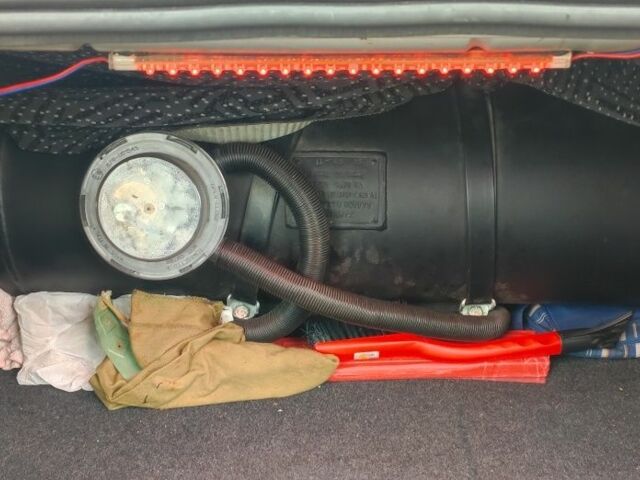 Серый Опель Вектра, объемом двигателя 2.2 л и пробегом 272 тыс. км за 5500 $, фото 12 на Automoto.ua