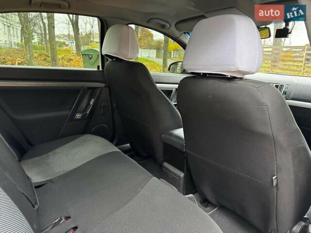 Серый Опель Вектра, объемом двигателя 1.8 л и пробегом 294 тыс. км за 5690 $, фото 27 на Automoto.ua