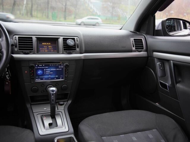 Серый Опель Вектра, объемом двигателя 2.2 л и пробегом 174 тыс. км за 5900 $, фото 12 на Automoto.ua