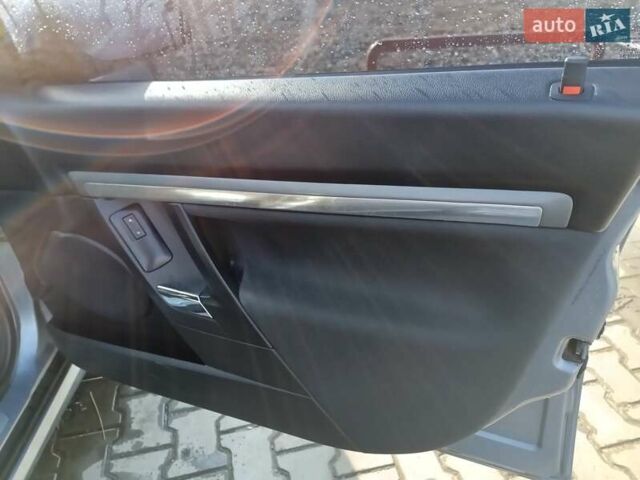 Серый Опель Вектра, объемом двигателя 2.2 л и пробегом 168 тыс. км за 5200 $, фото 15 на Automoto.ua