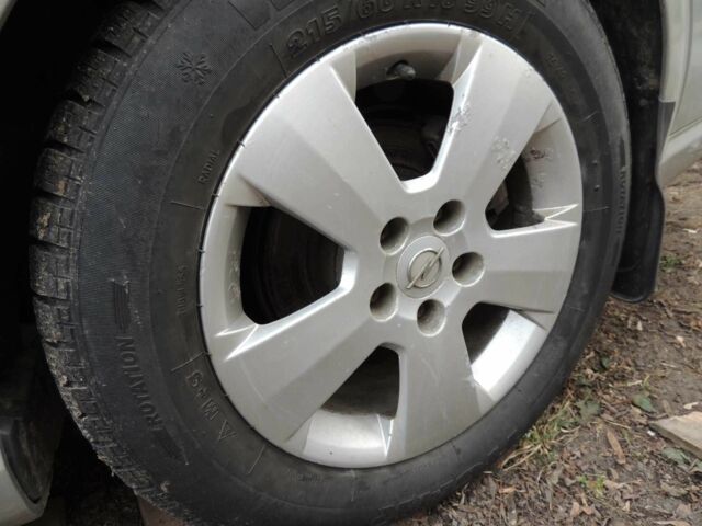 Сірий Опель Вектра, об'ємом двигуна 2.2 л та пробігом 323 тис. км за 4200 $, фото 16 на Automoto.ua