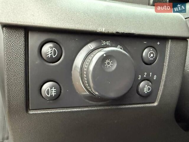 Сірий Опель Вектра, об'ємом двигуна 1.6 л та пробігом 300 тис. км за 4500 $, фото 20 на Automoto.ua