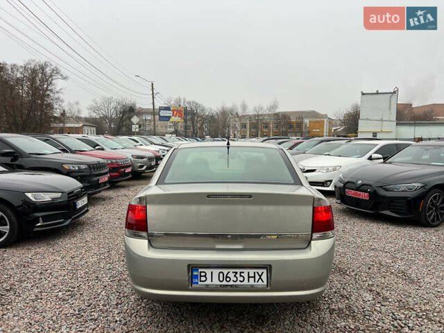 Серый Опель Вектра, объемом двигателя 2.2 л и пробегом 230 тыс. км за 5700 $, фото 5 на Automoto.ua