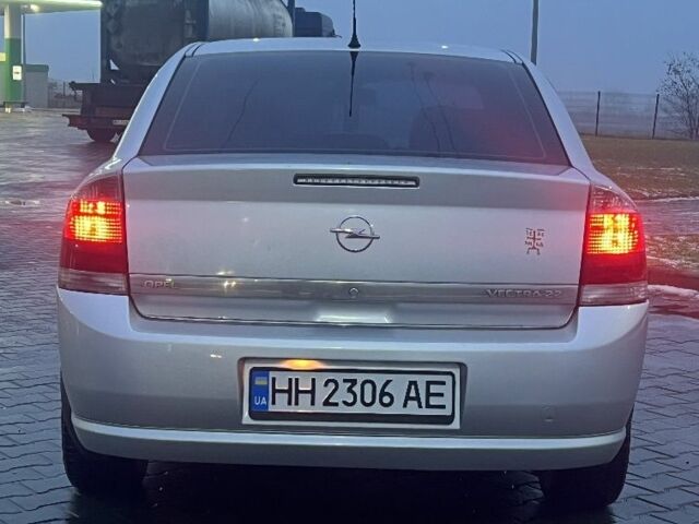 Серый Опель Вектра, объемом двигателя 2.2 л и пробегом 190 тыс. км за 4900 $, фото 13 на Automoto.ua